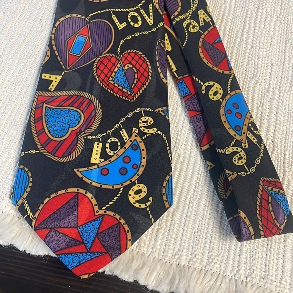 Men’s Novelty Ties Love and Hearts Valentine’s day Black Multicolor